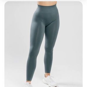 Alphalete amplify size S charcoal